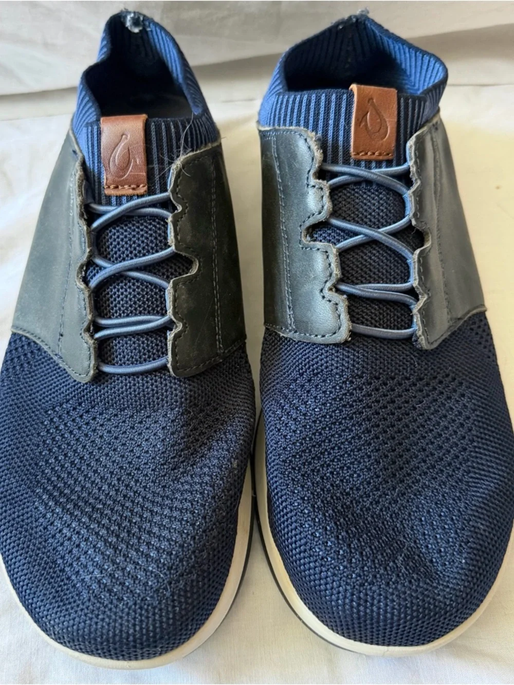 OluKai Shoes Mens Size 8.5 Navy Makia Ulana Slip On Knit Leather 10361-DEDE